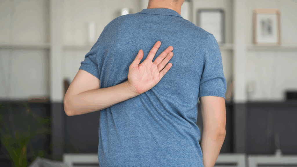 root cause of pain in between the shoulder blades
